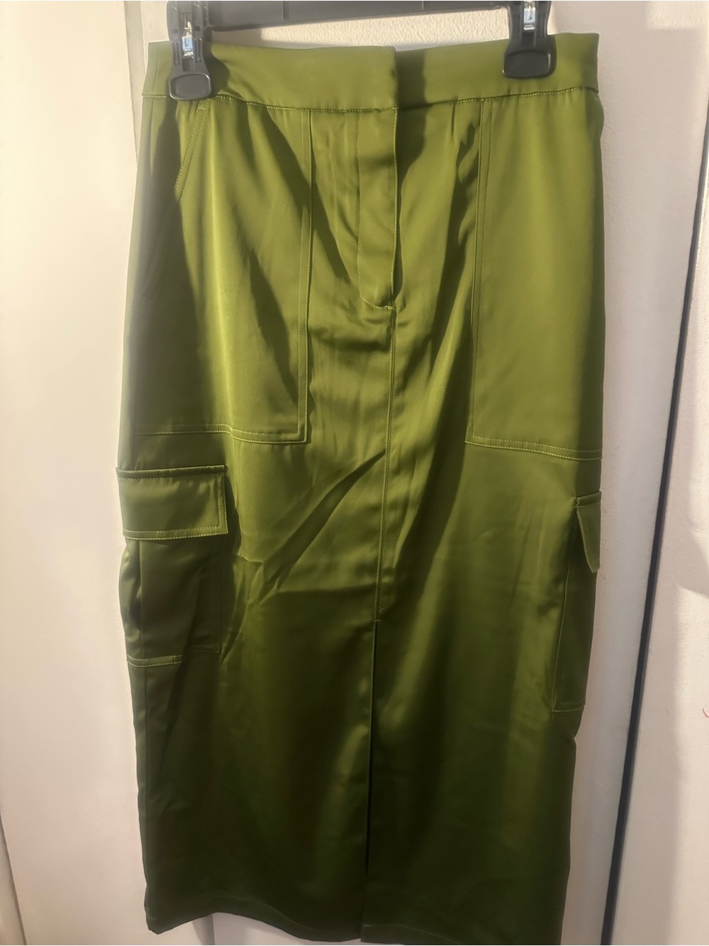 House of Harlow 1960 Satin Cargo Skirt Small